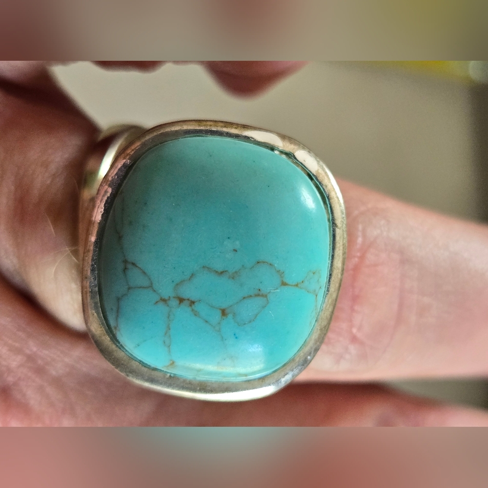Large Faux Turquoise Silver Tone Ring Statement Sz 6.25